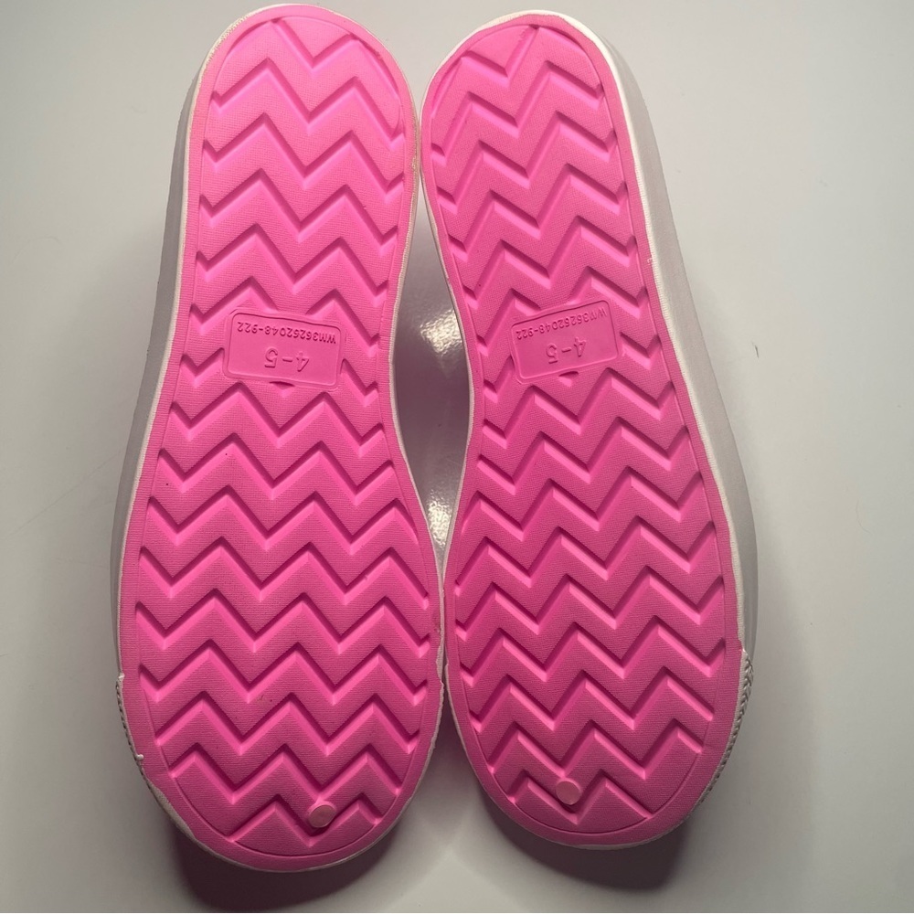 Girls 4/5 Pink Multicolored Waterproof Slip On Water Shoes NWOT - Picture 6 of 8